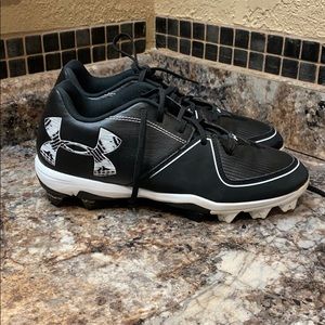 Under armor softball cleats